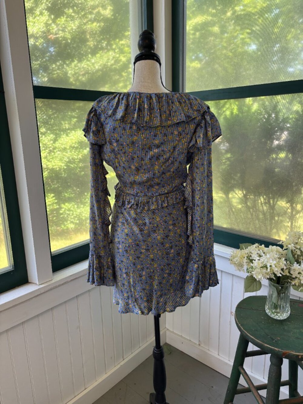 Free People Ruffle Floral Mini Dress | Periwinkle Blue | Size 6 | Like New - Picture 4 of 7